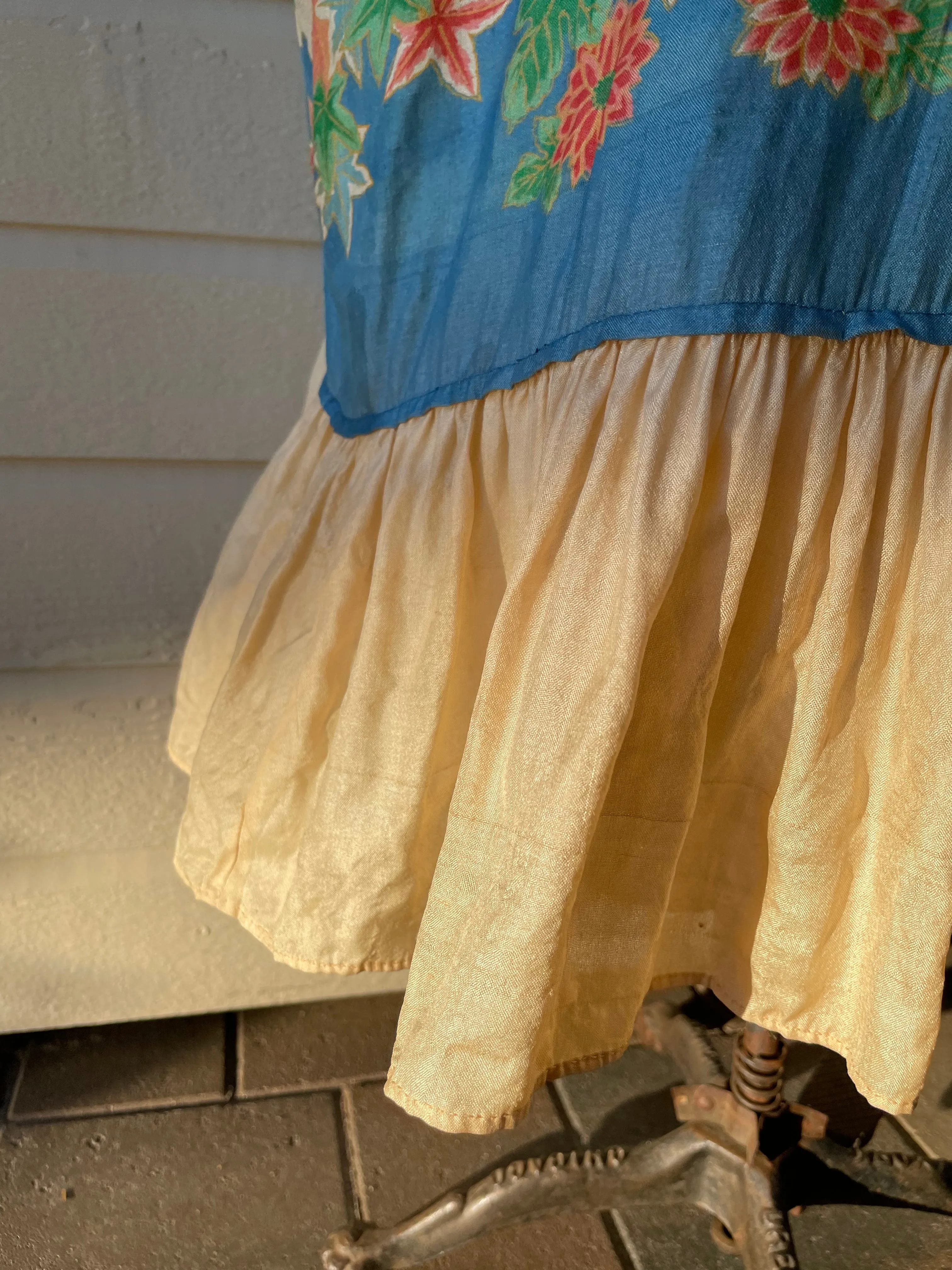 1920s Japanese Pongee Silk Full Length Tie Front Robe OS