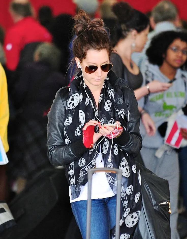 Alexander McQueen FW 2003 Silk Skull Scarf
