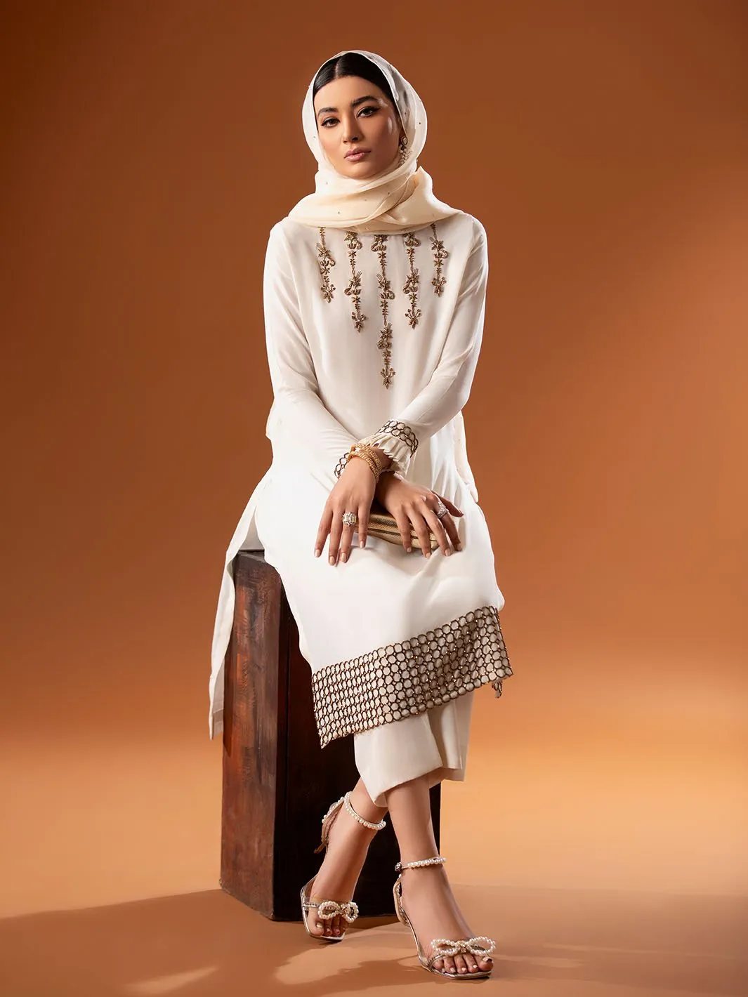 Ameera | Mohtaram NUUR Luxury PRET Collection 2022 | Stitched Silk Suits