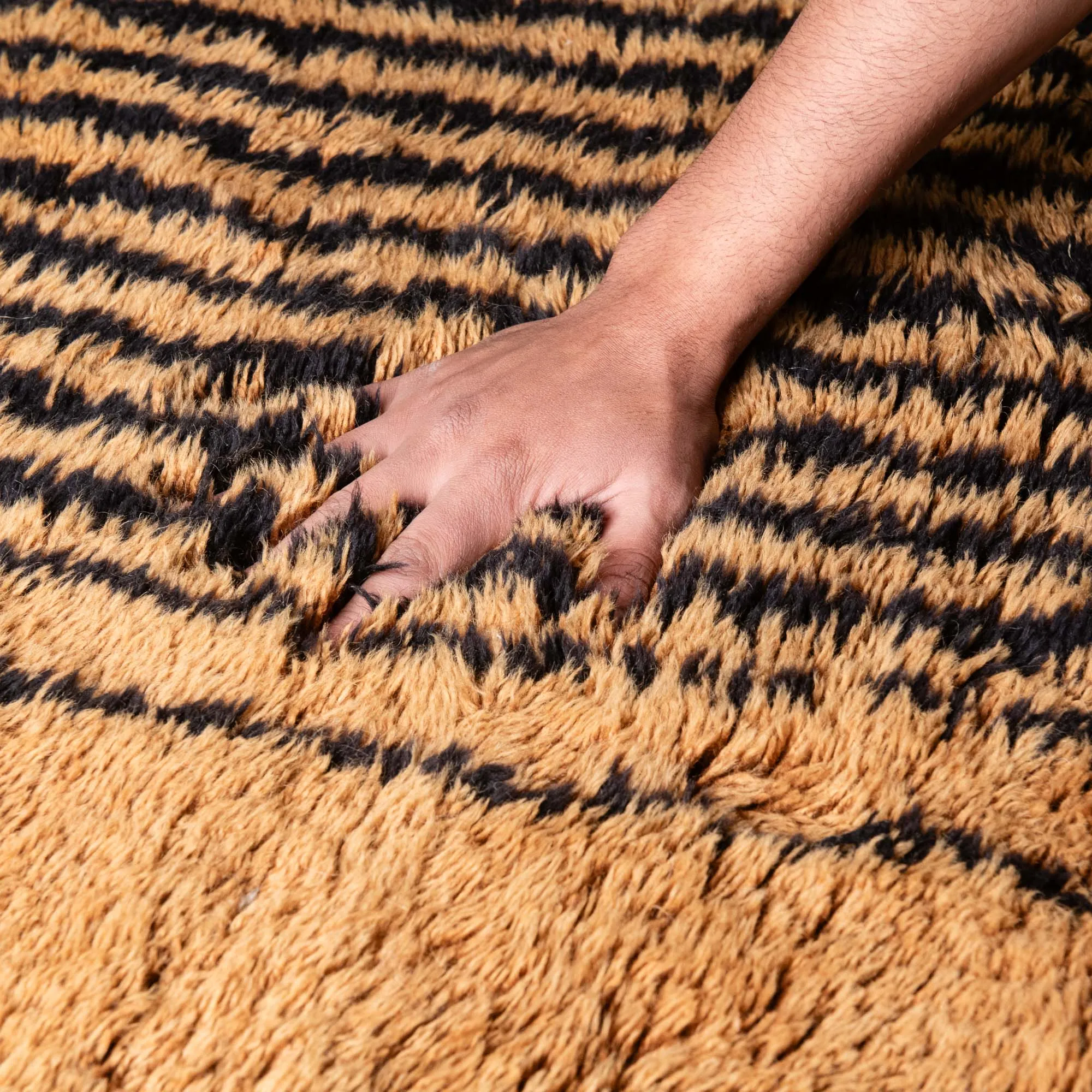 Astral Tango Round - Luxury Shag Moroccan Rug
