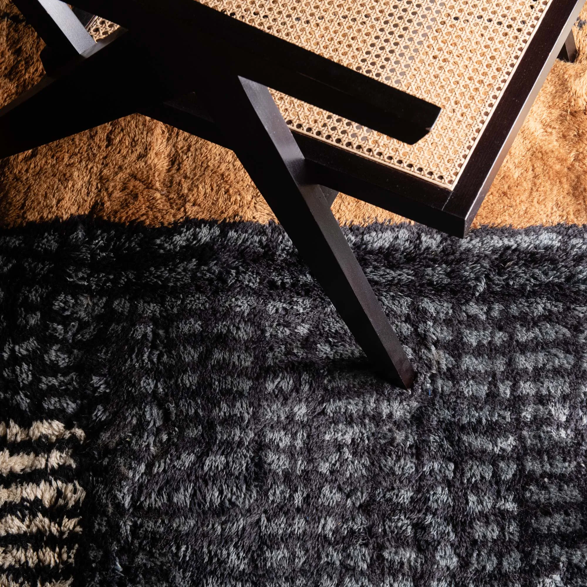 Astral Tango Round - Luxury Shag Moroccan Rug