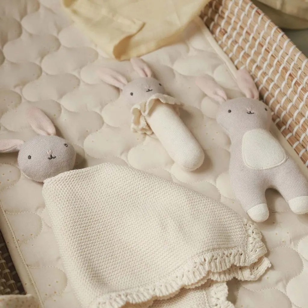 AVERY ROW Little Hands Toy - Blushing Bunny