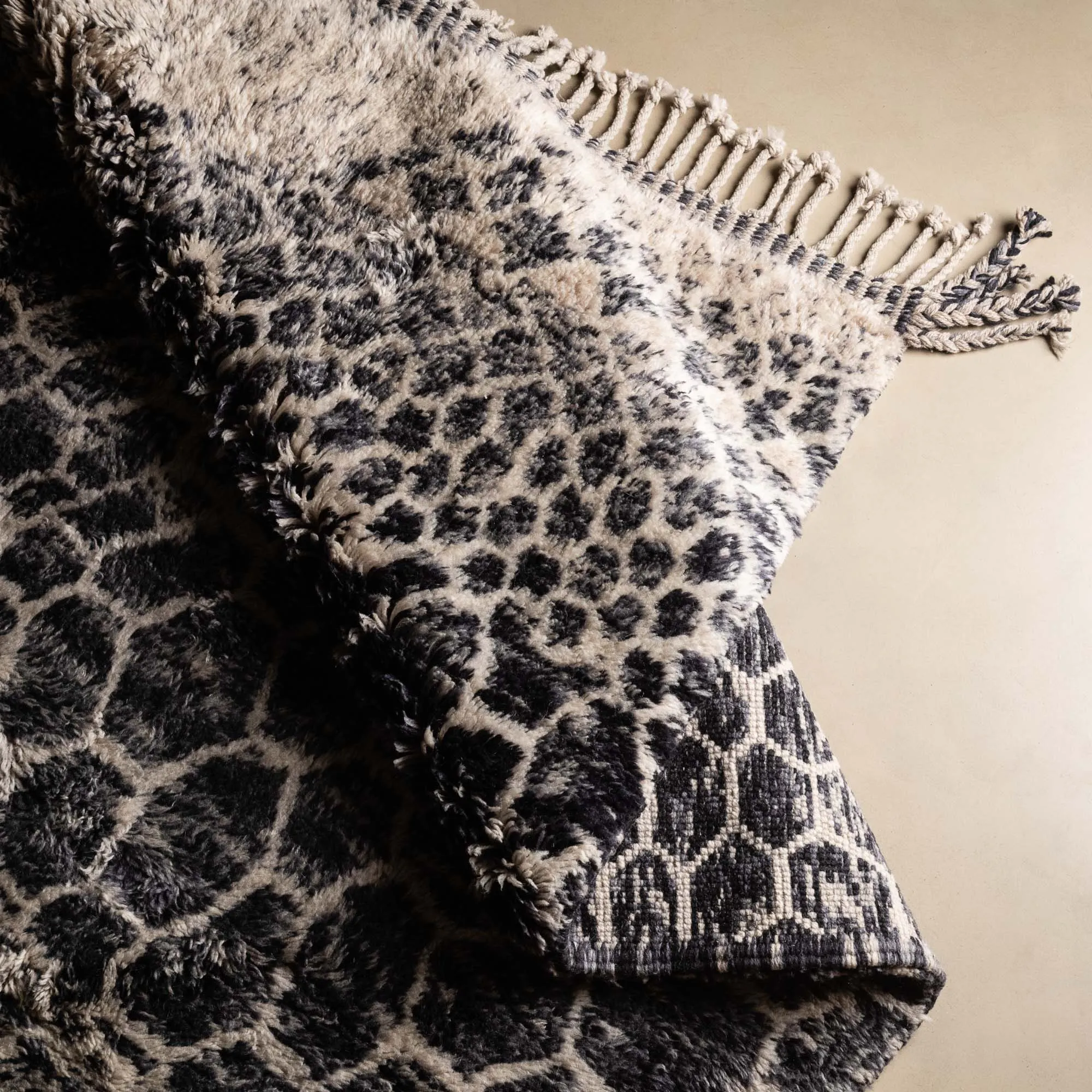 Black Mamba - Luxury Shag Moroccan Rug
