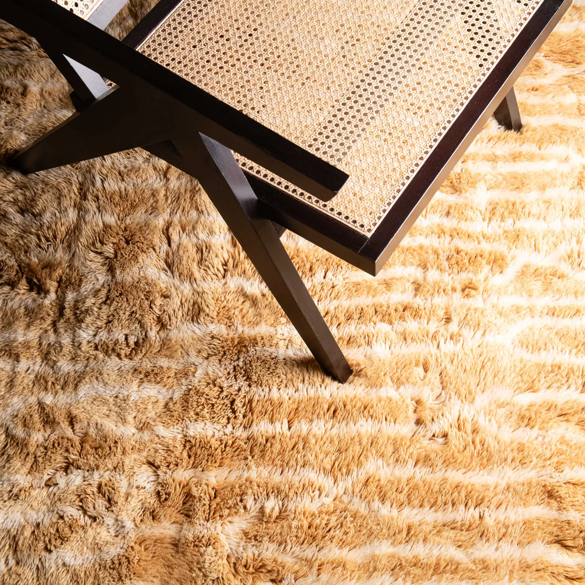 Citrine Dream Round - Luxury Shag Moroccan Rug