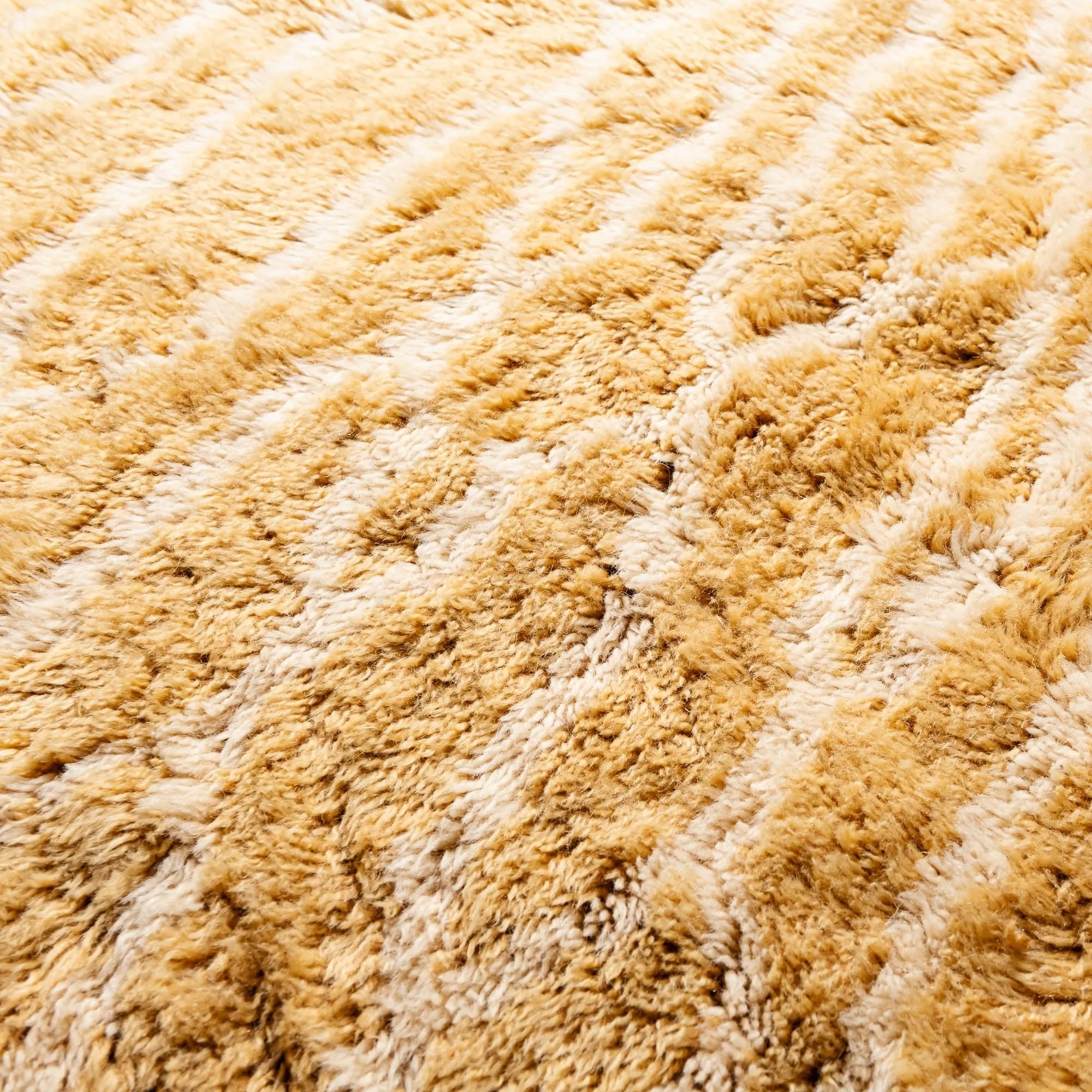 Citrine Dream Round - Luxury Shag Moroccan Rug