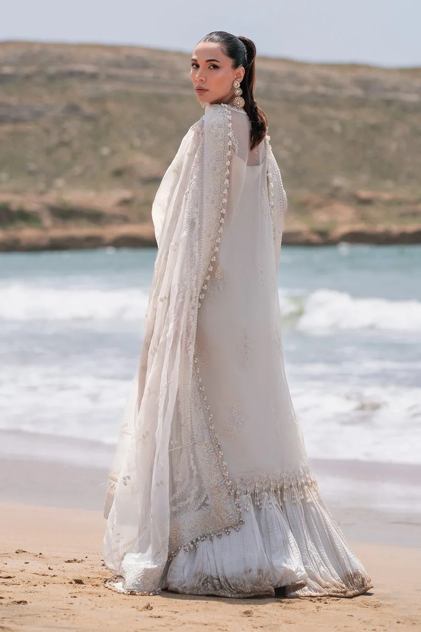 EMAAN ADEEL | REVEUSE Wedding Formals | NOVA