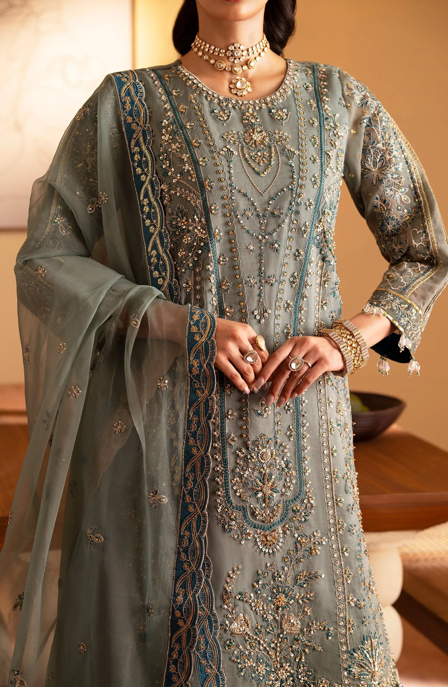 EMAAN ADEEL | Romansiyyah Luxury Formals' 24 | ROHEEN