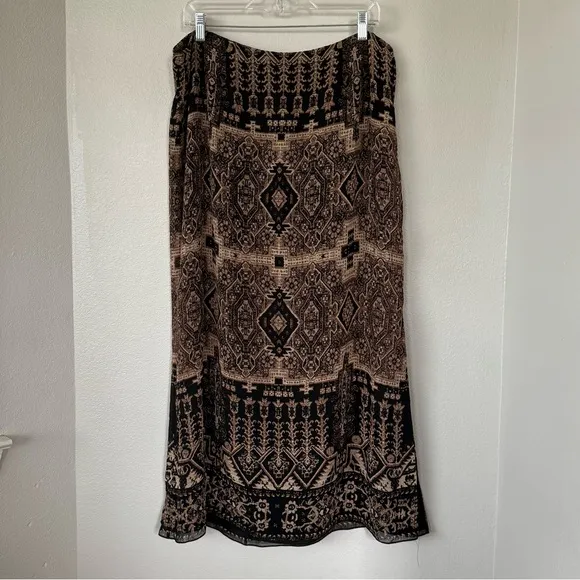 EMANUEL UNGARO VTG 16 14 L 100% Silk Geo Print Skirt • Lined • Long Maxi Length