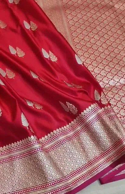 Excellent Sona Rupa Weaving Pure Banarasi Mashru Silk Saree
