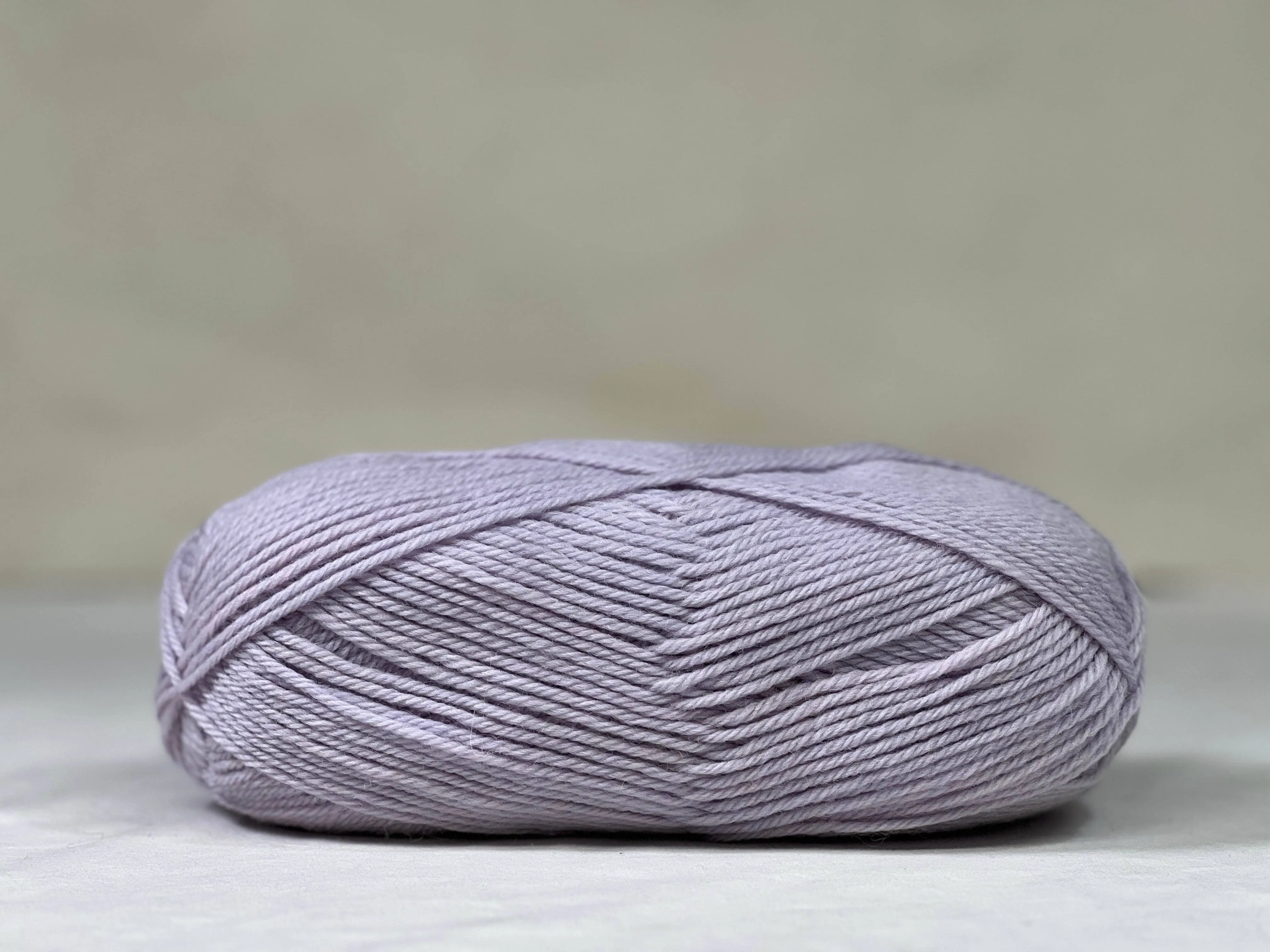 Galway Highland Heathers Yarn - Dreams of Lilac 888