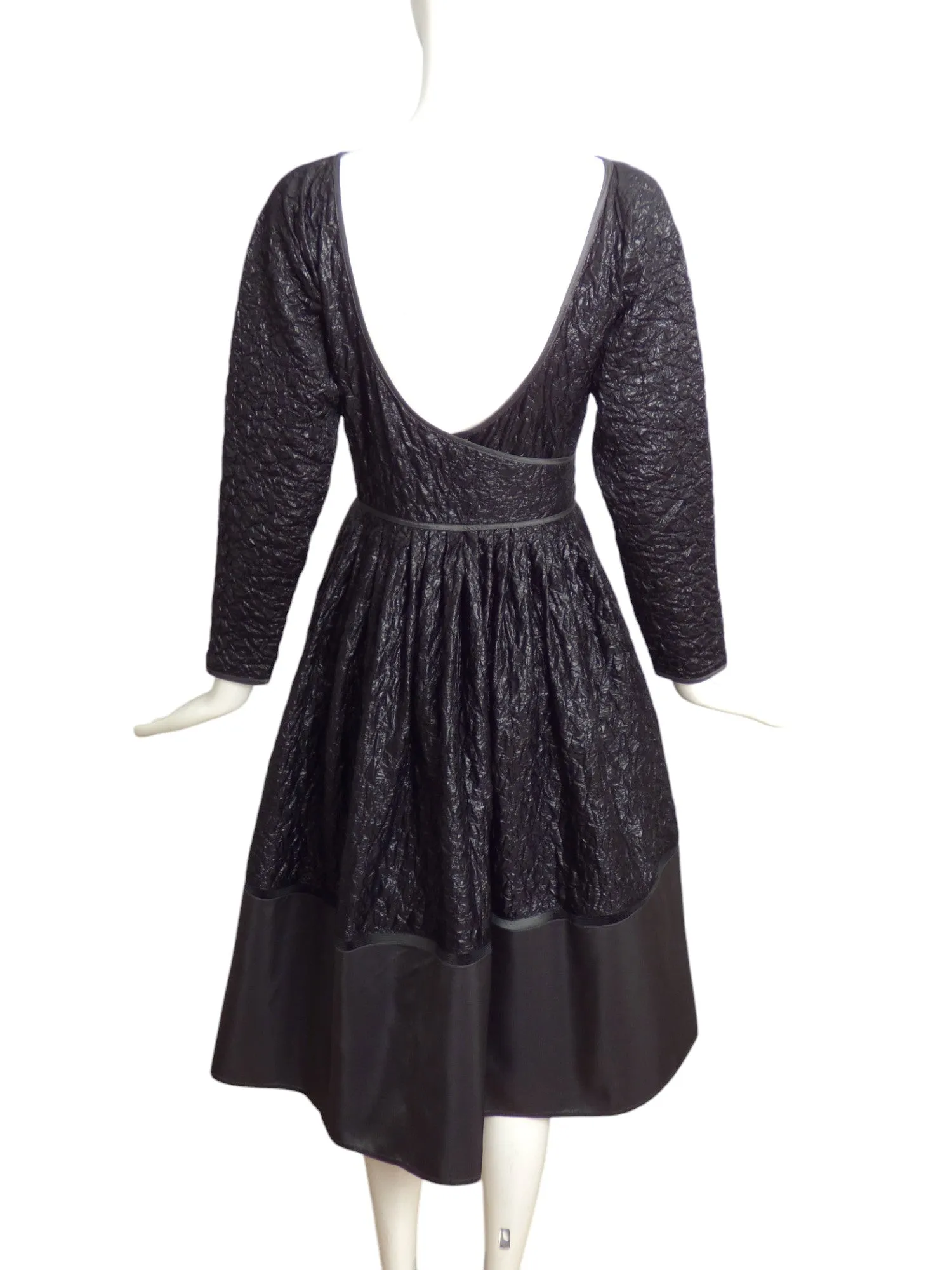 GEOFFREY BEENE- 1980s Black Crinkle Lamé Dress, Size 4