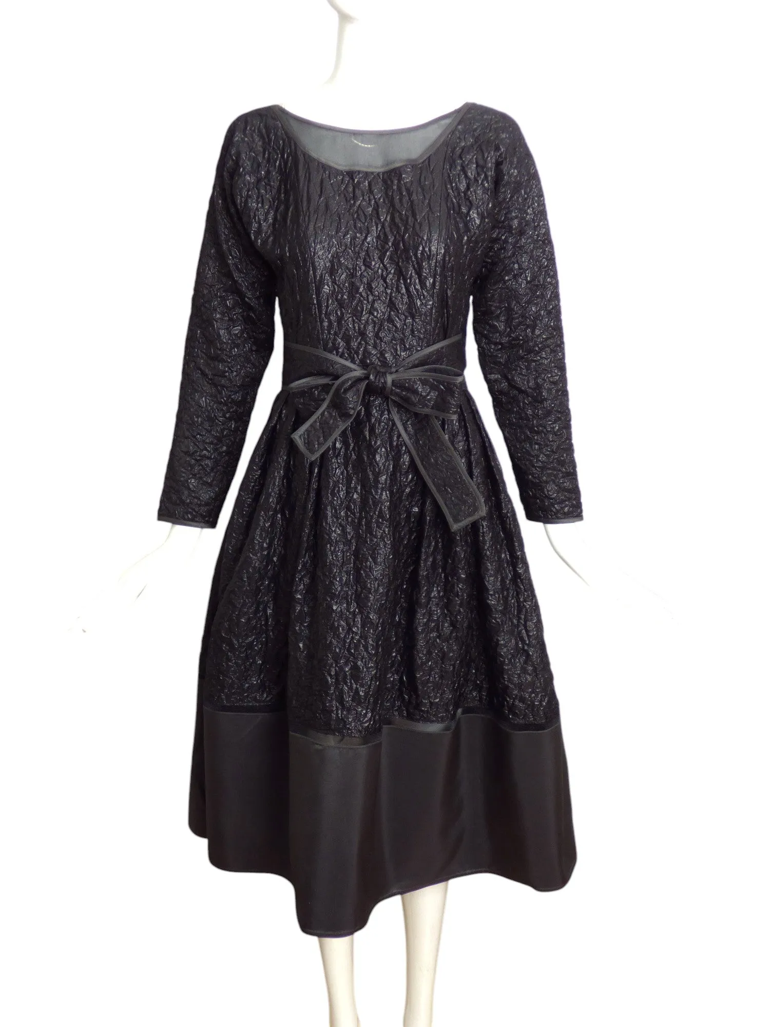 GEOFFREY BEENE- 1980s Black Crinkle Lamé Dress, Size 4