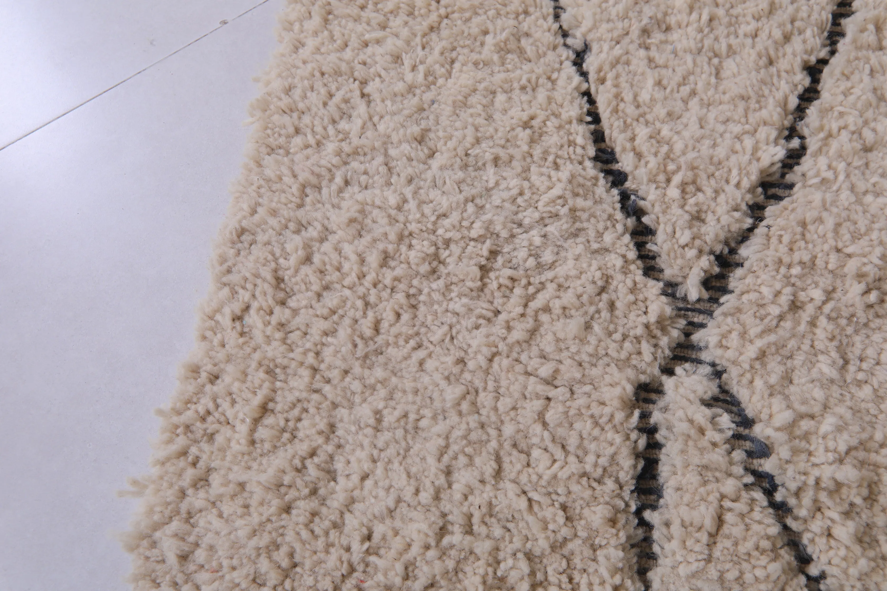Hand knotted beni ourain rug - Moroccan area rug