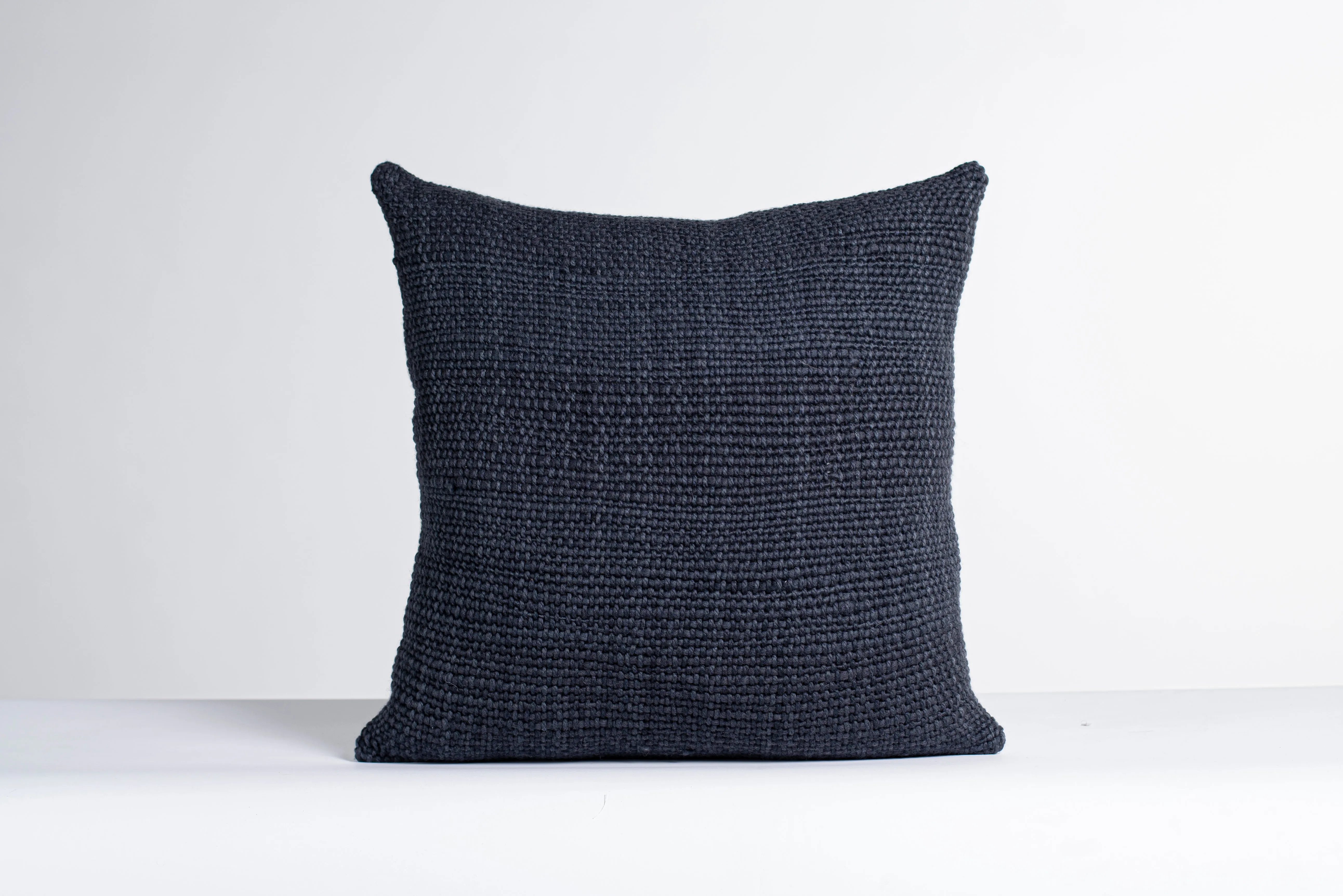 Handwoven Cushion Cover Niebla 18x18