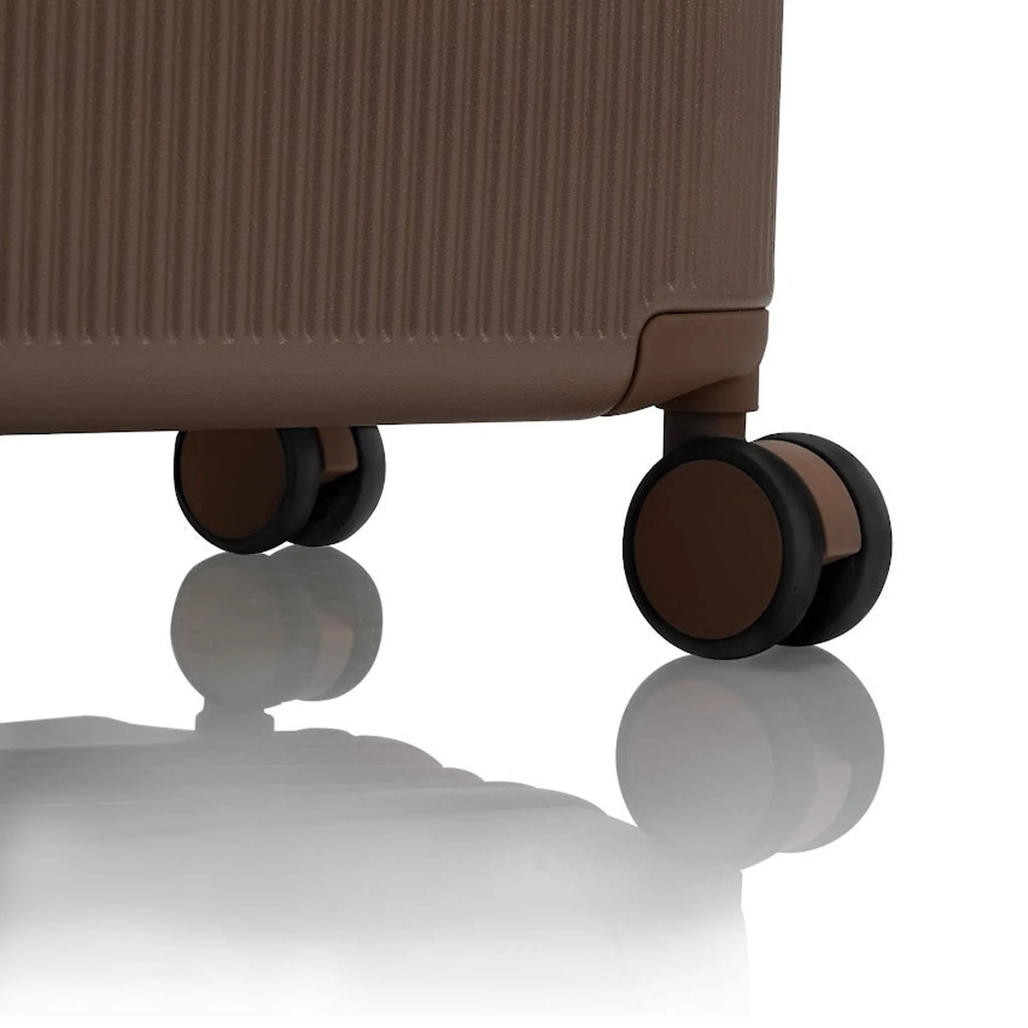 Heys Earth Tones 30" Trunk Spinner