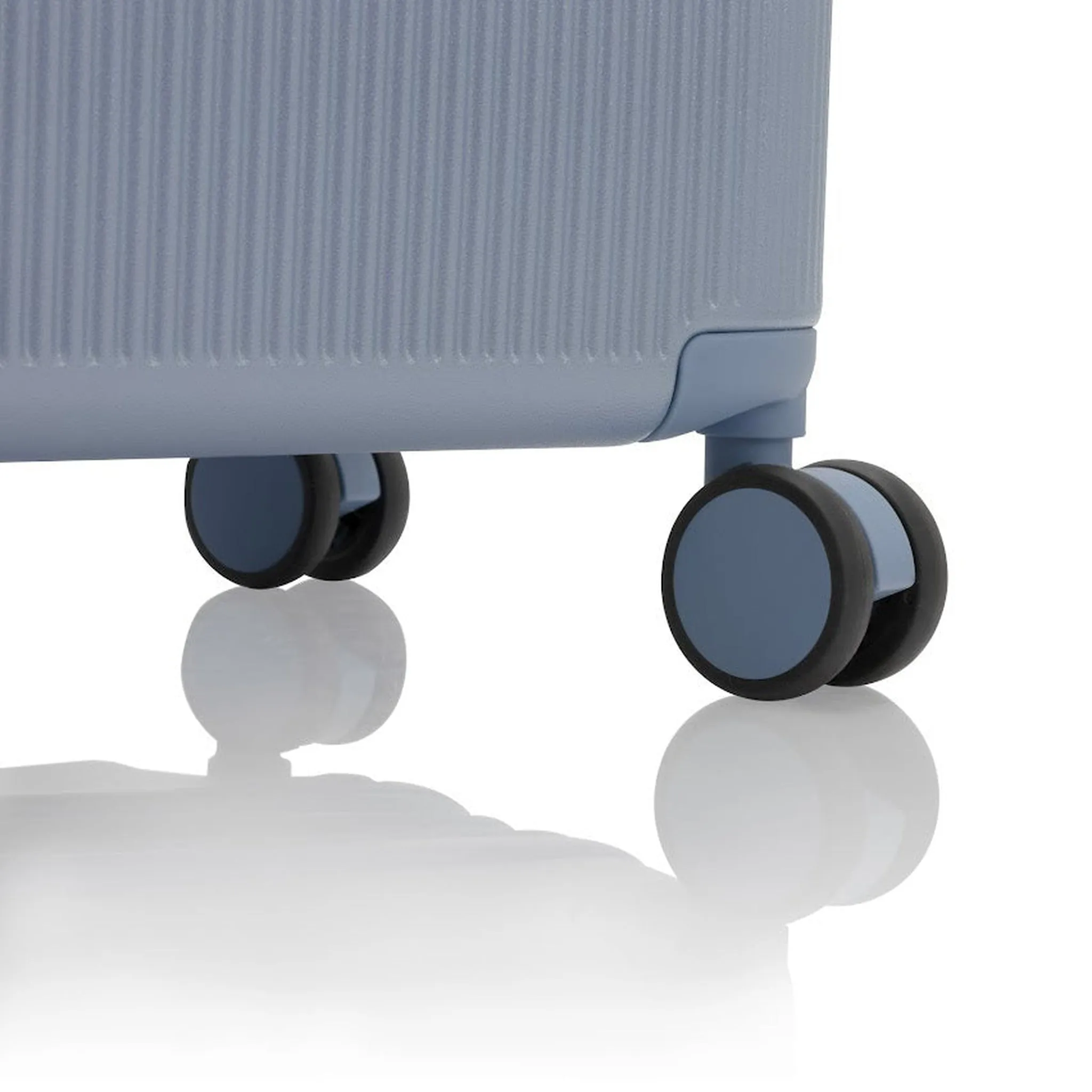 Heys Earth Tones 30" Trunk Spinner