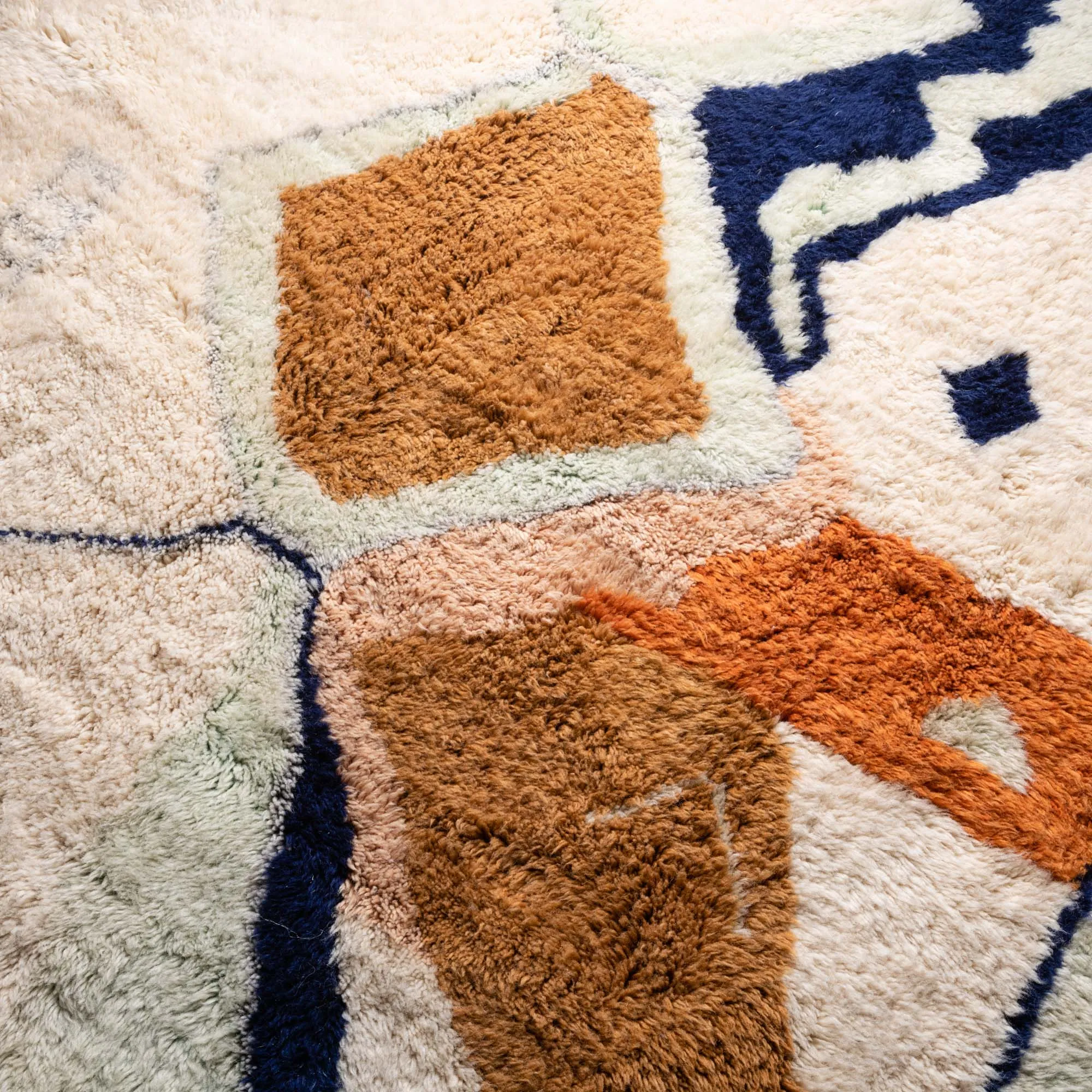 Ink Flowing - Luxury Shag Moroccan Rug