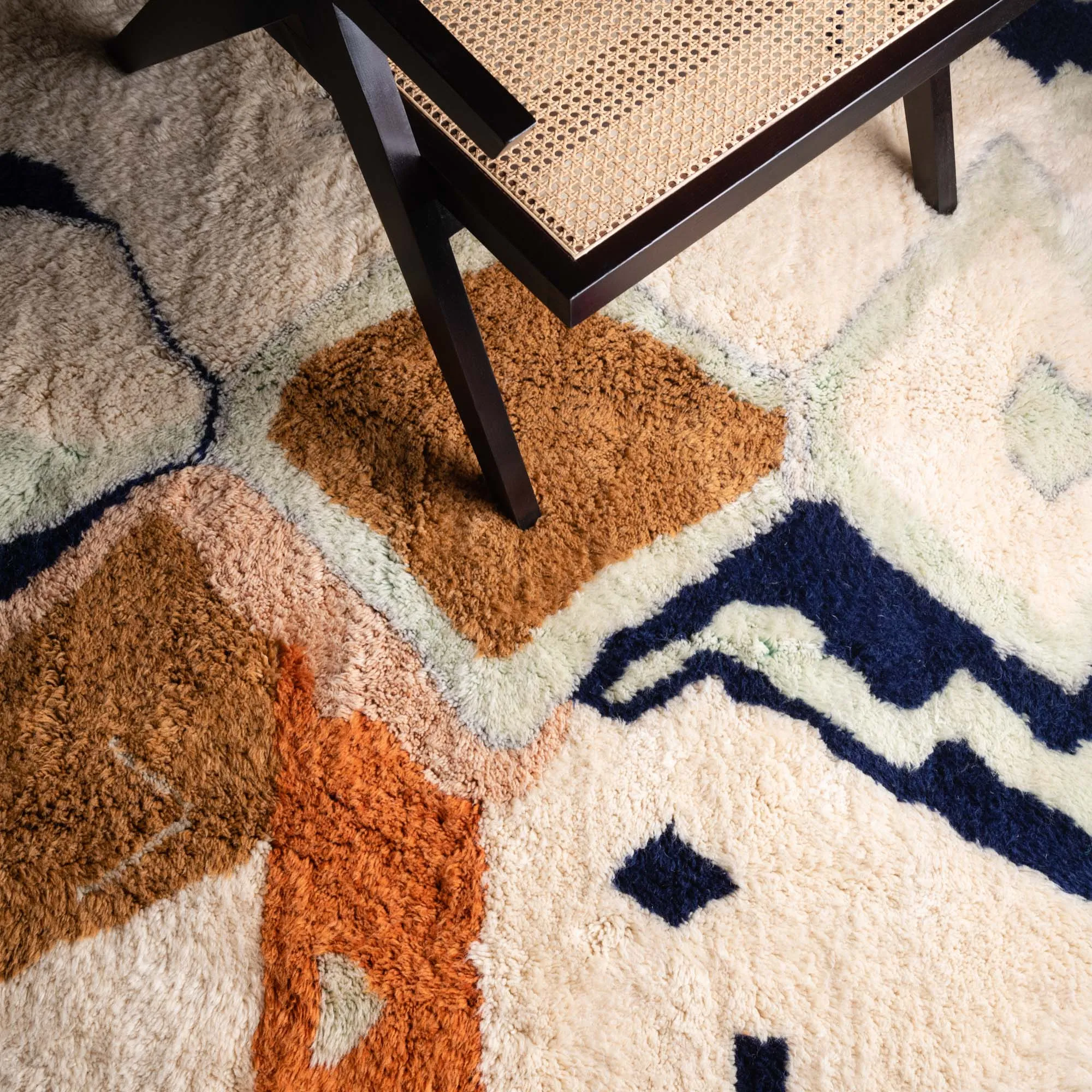 Ink Flowing - Luxury Shag Moroccan Rug