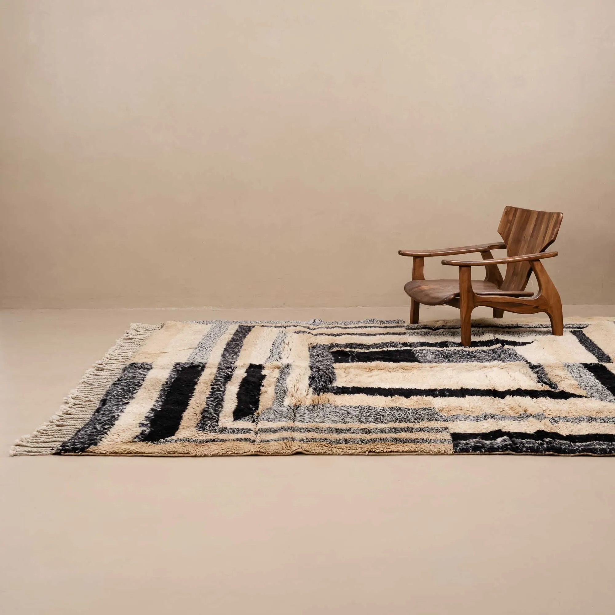 Inspection - luxury beni mrirt rug
