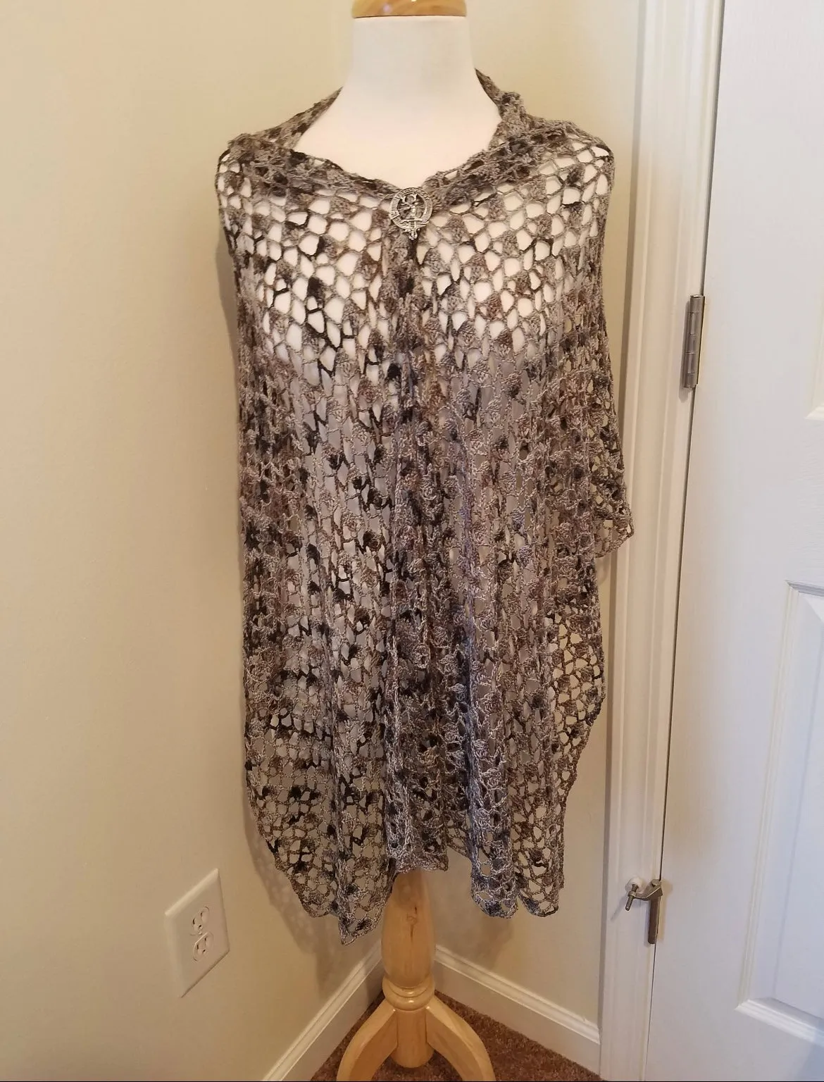 Je Suis Prest Shawl