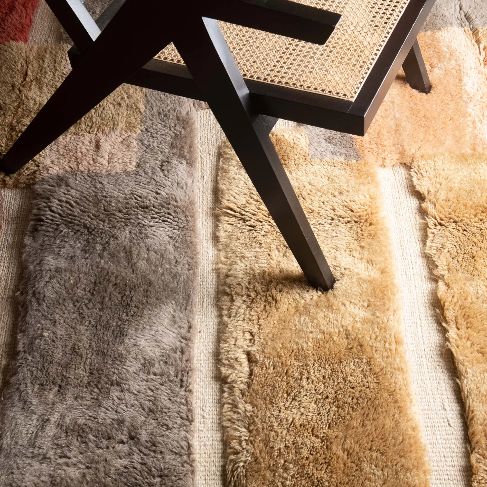 Messy Painting - Luxury Shag Moroccan Rug