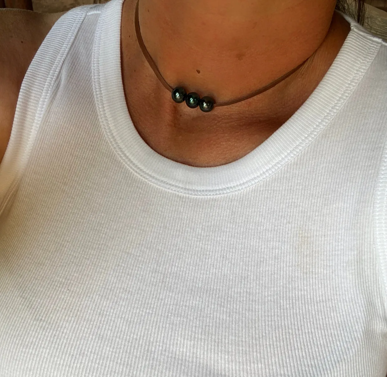 Midnight Pearl Choker