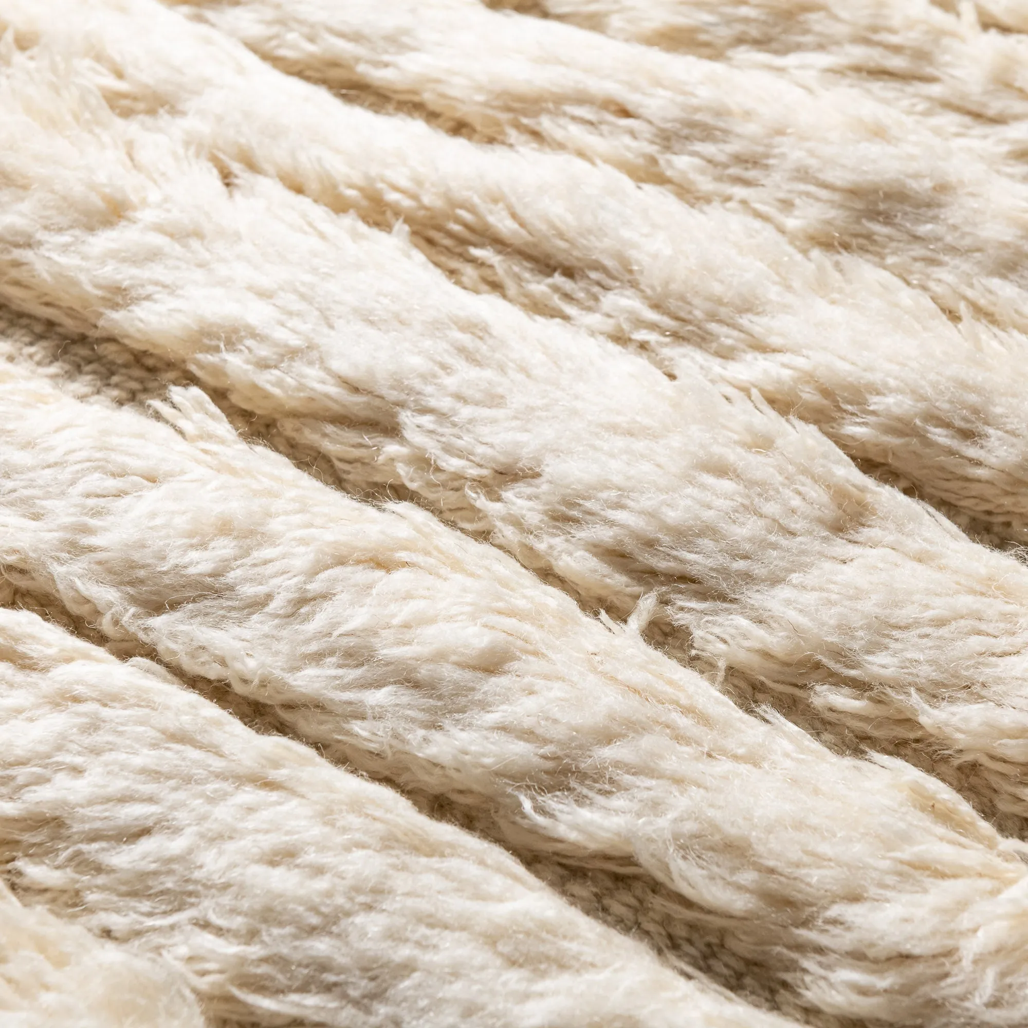 Mist Lines Round - Luxury Shag Moroccan Rug