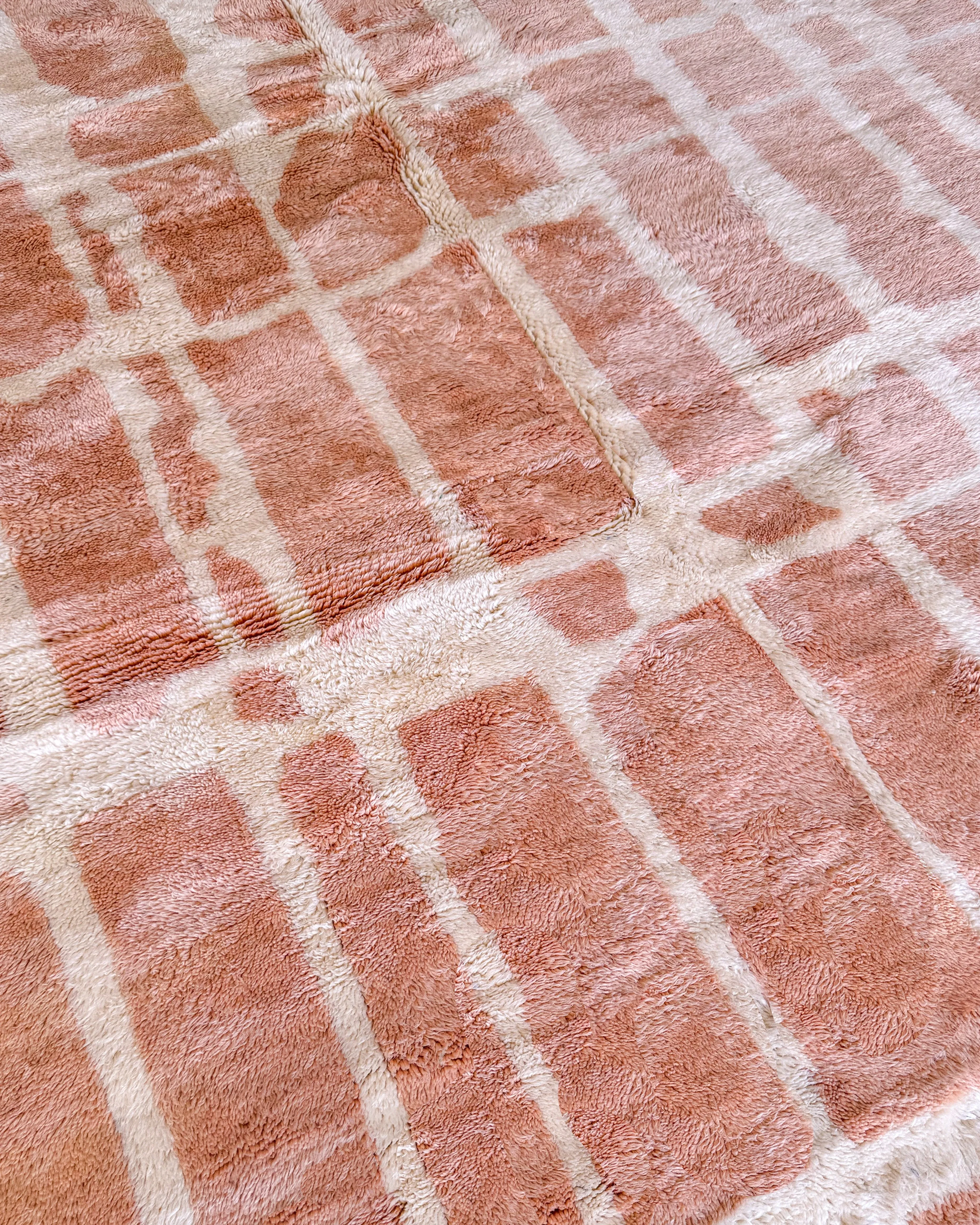 M'rirt's Blush Brick Road Hand-Knot