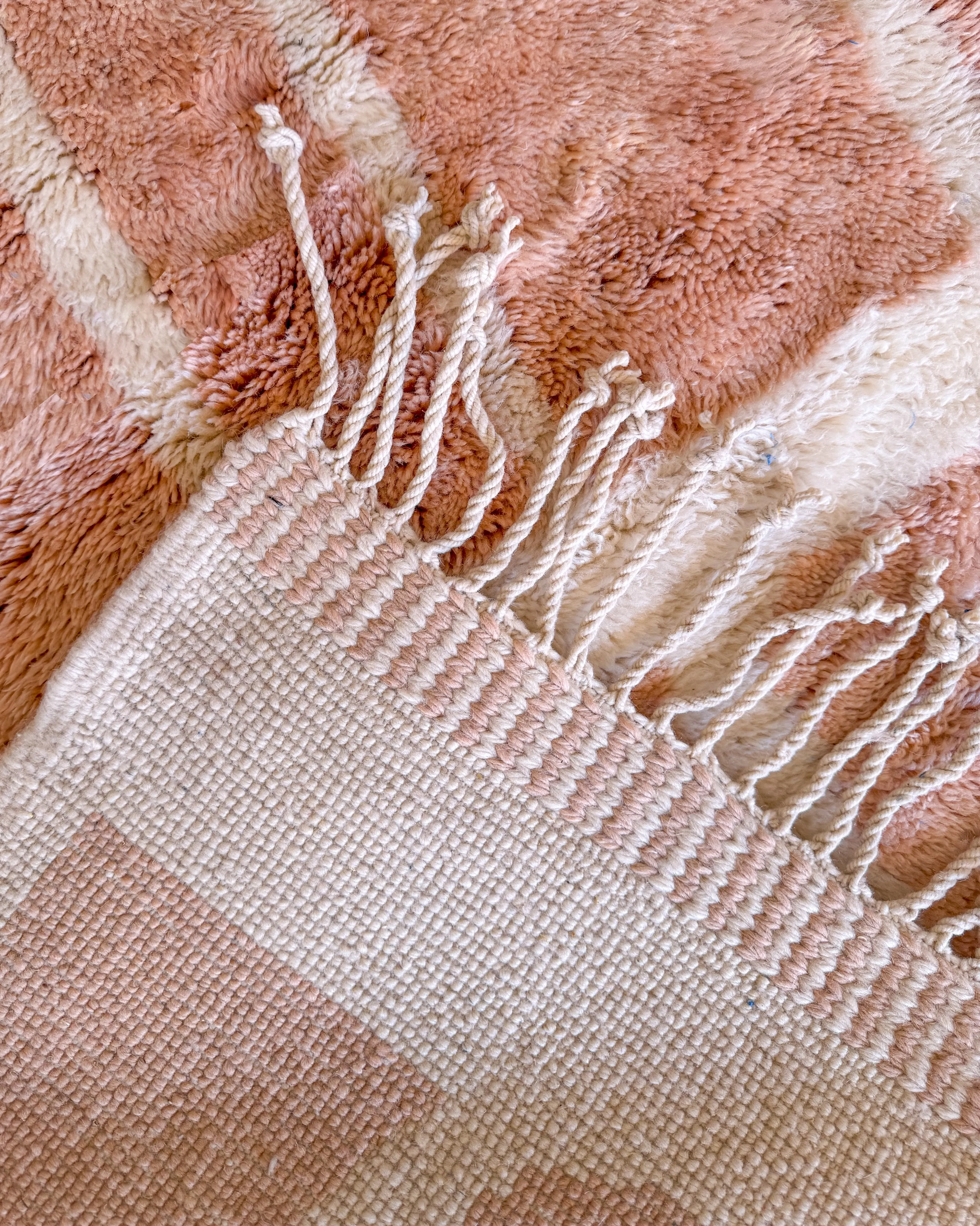 M'rirt's Blush Brick Road Hand-Knot