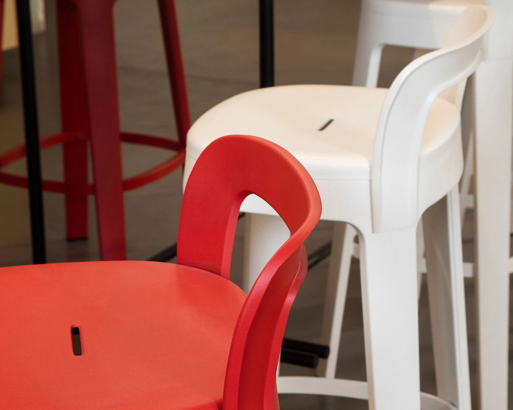 Ombra Stool - Bar