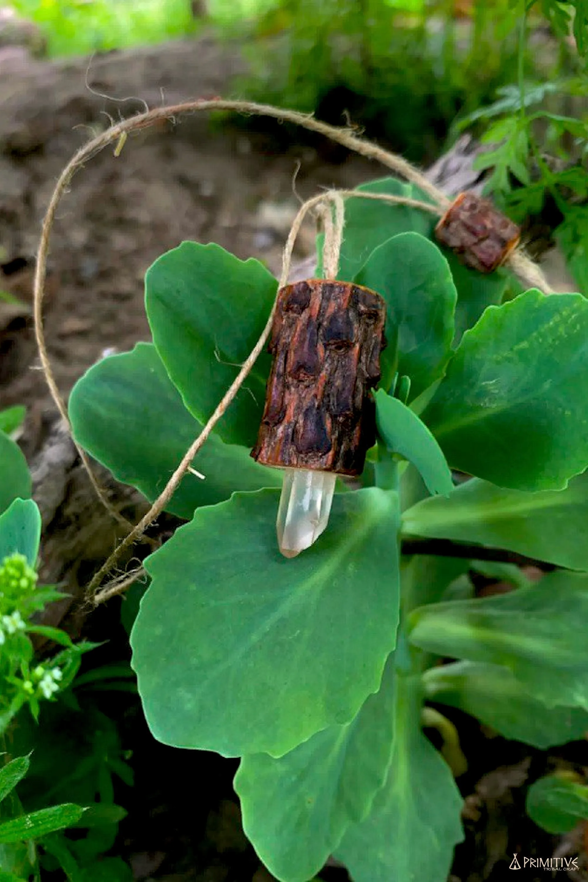 Pine & Crystal Pendant ⋙