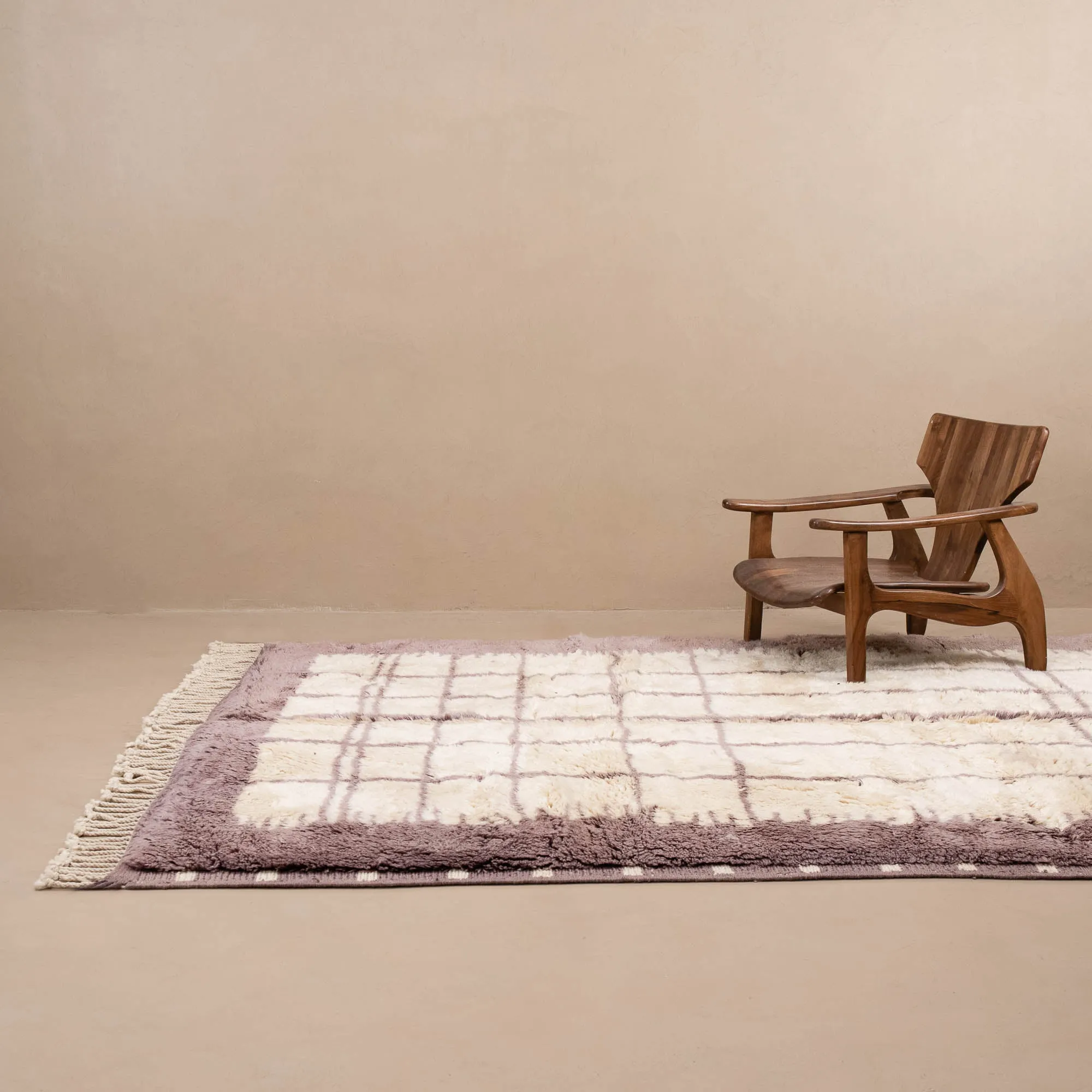 Regal Romance - luxury beni mrirt rug