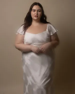 Résiste | Embroidered Gown