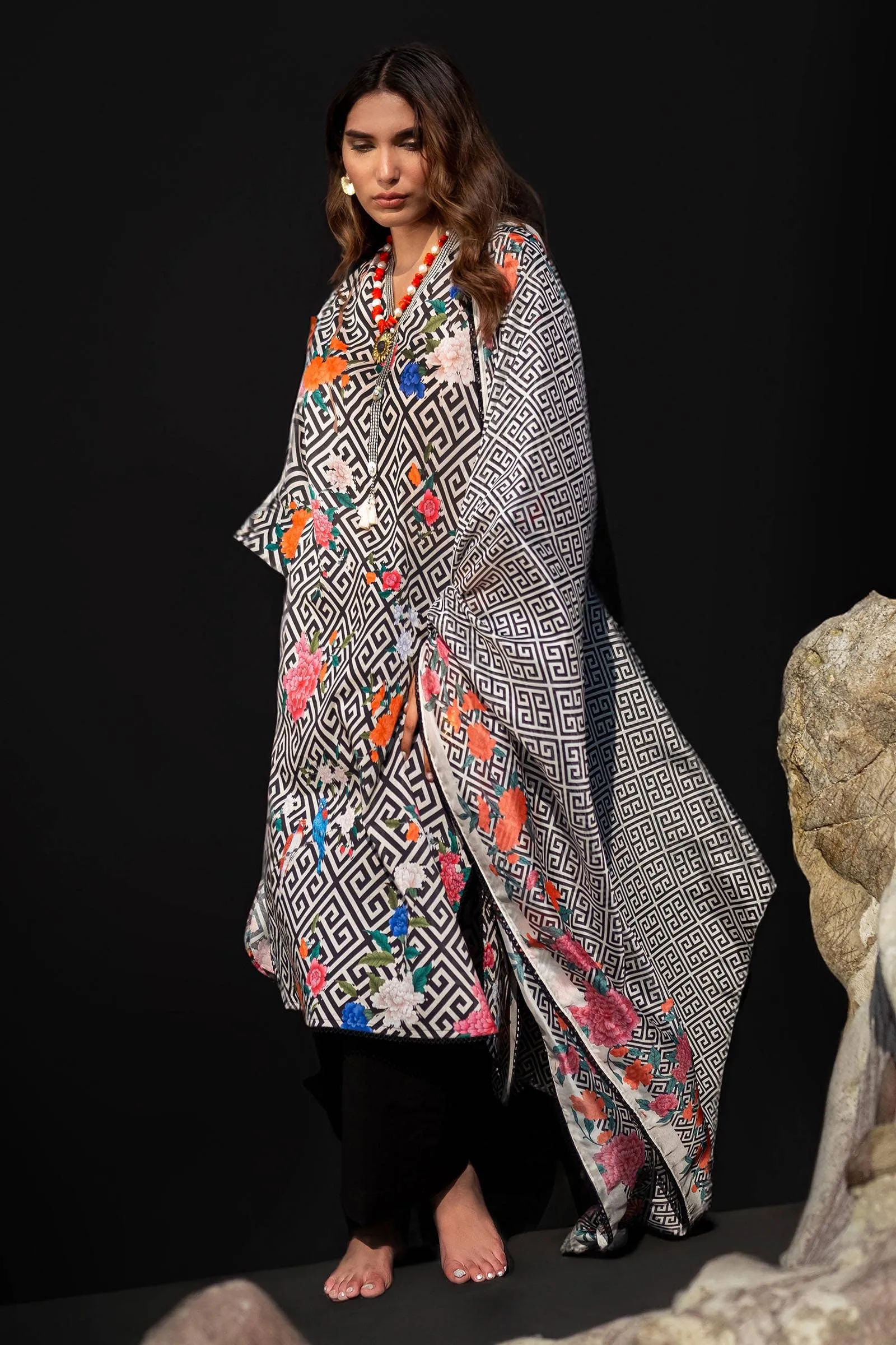 SANA SAFINAZ | Mahay Spring'24 vol-1  | H241-013A-2BK