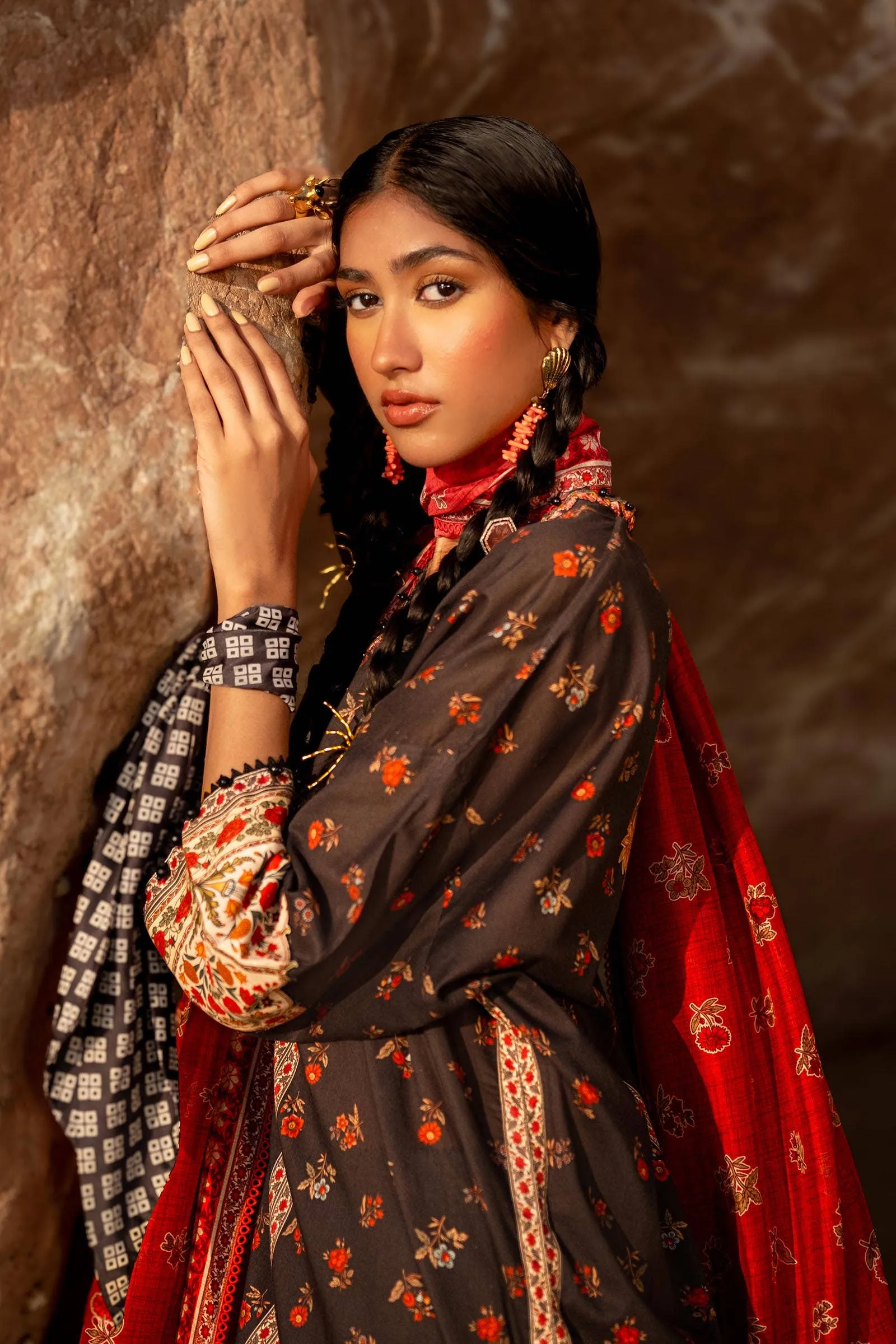 SANA SAFINAZ | Mahay Spring'24 vol-1  | H241-017A-2BK