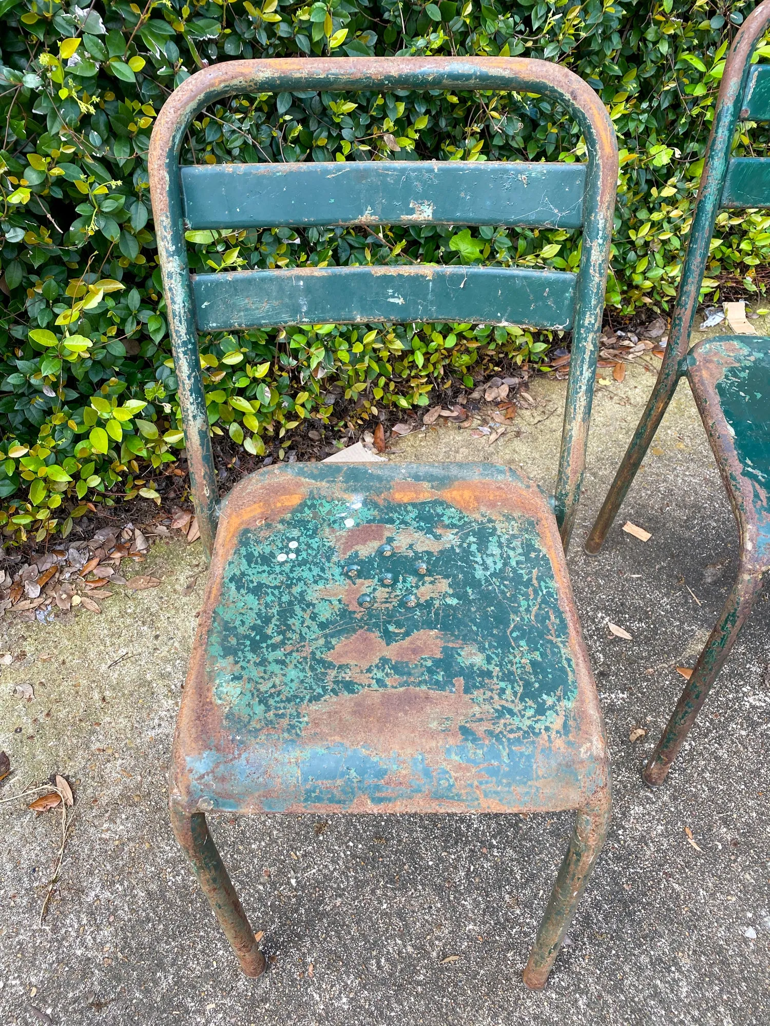 Set of 4 French Industrial Painted Metal Stacking Chairs, circa 1960s