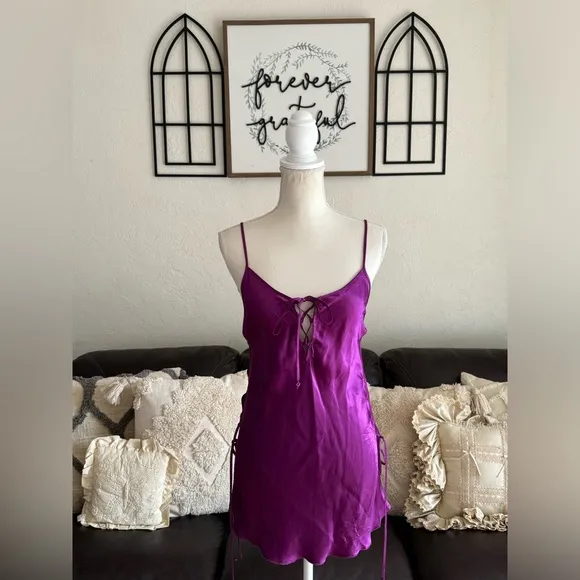 Shirley Of Hollywood 100% Silk Deep Purple Adjustable Side Ties Size M Luxury
