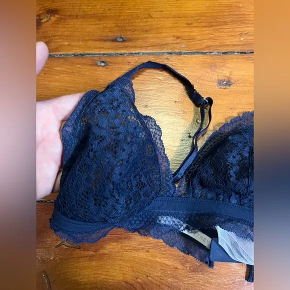 Stella McCartney soft cup bralette navy blue size medium lace trim