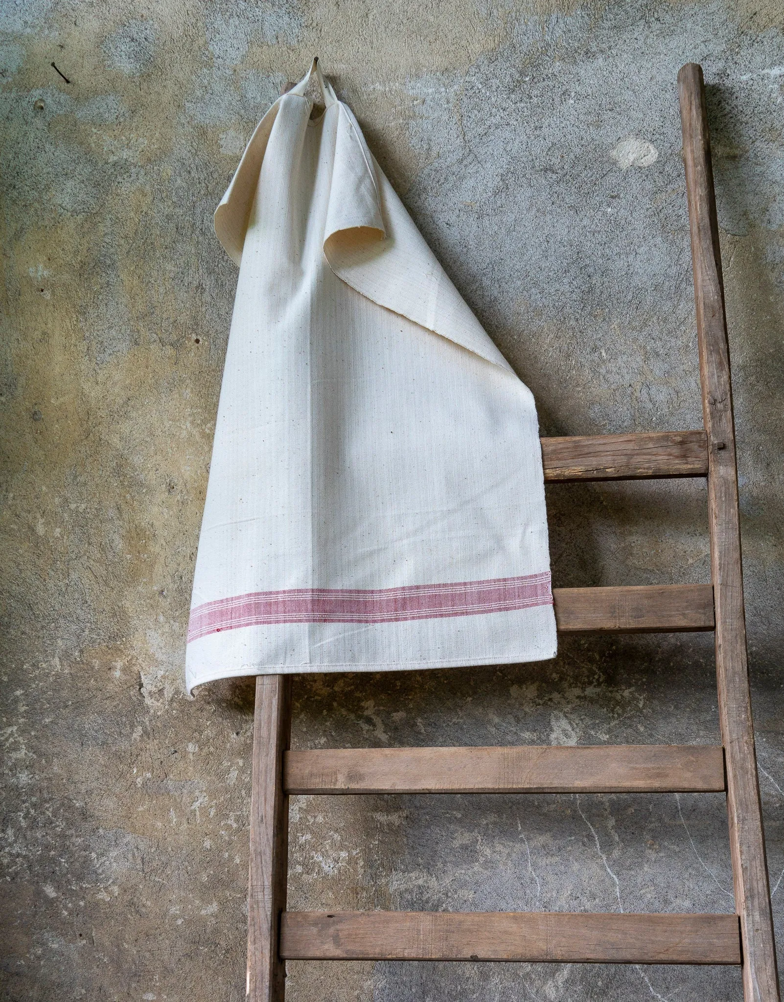 Towel: Handwoven antique Hungarian cotton - T66