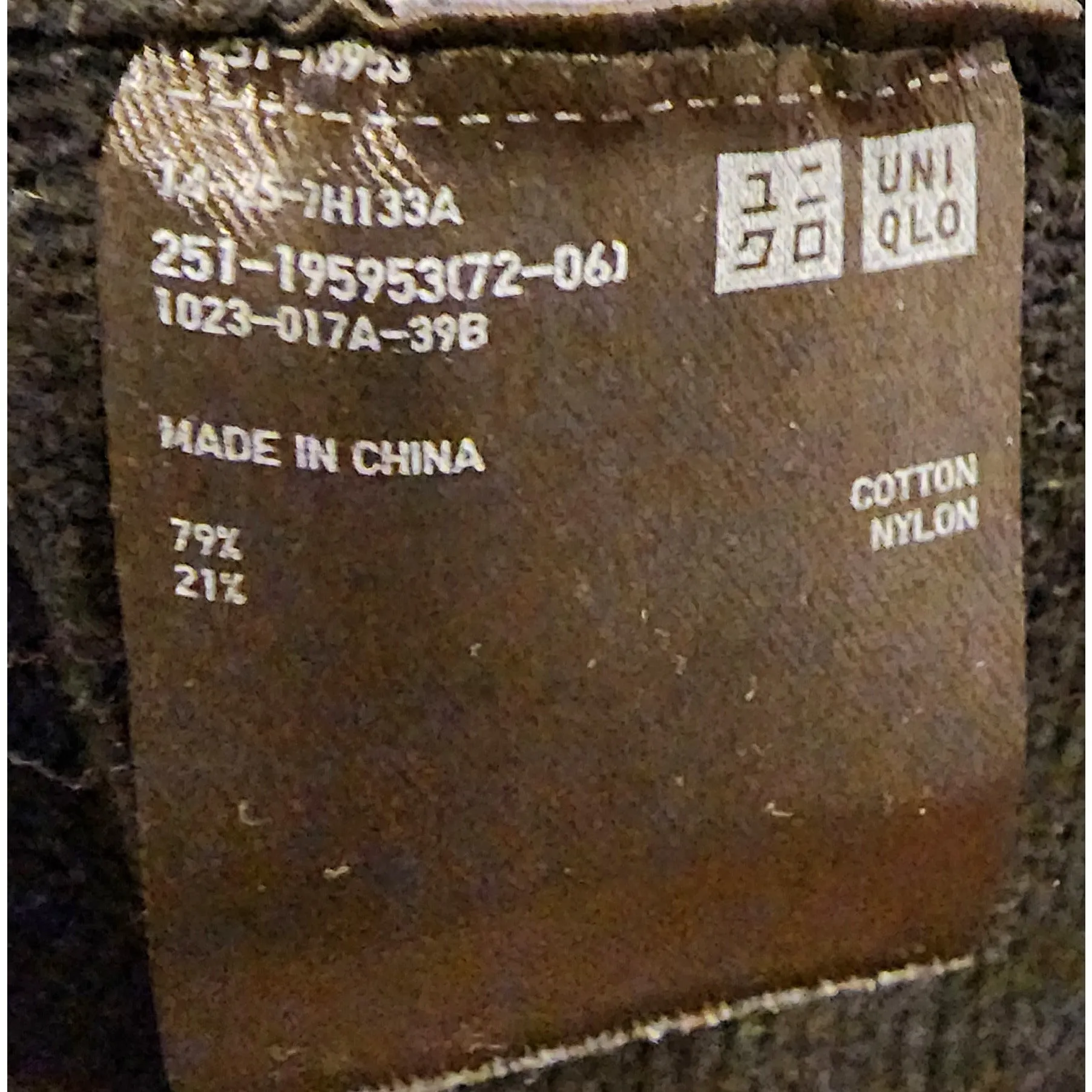 Uniqlo Black ribbed jumper with 3/4 sleeves size XS (best fits size 6)