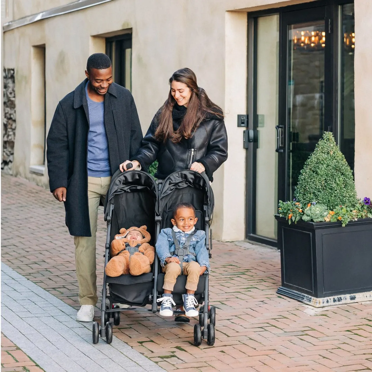 UPPAbaby G-Link V2 Double Umbrella Stroller - Jake (Black/Carbon)