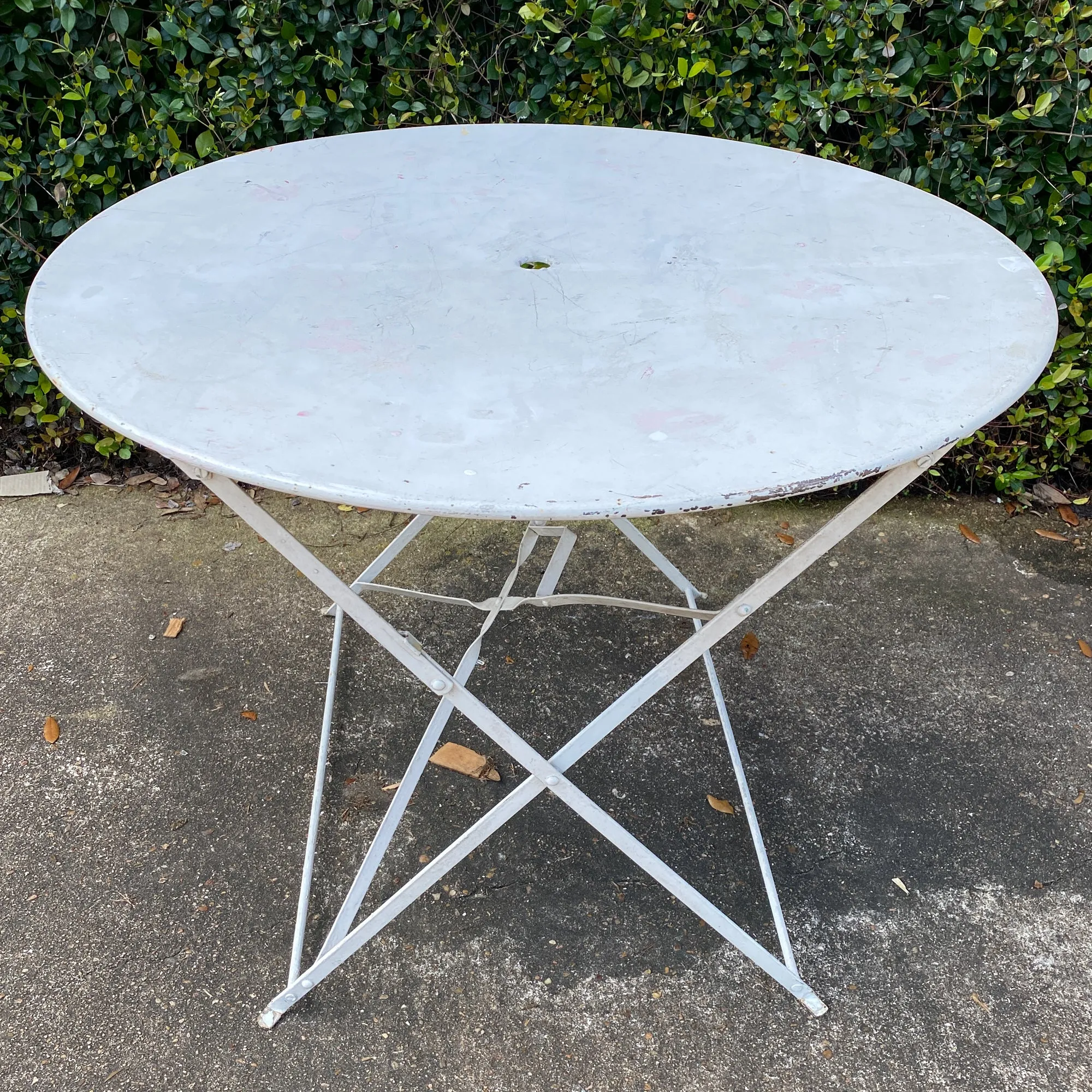 Vintage 1930s French Painted Round Metal Folding Table in Antiqued White