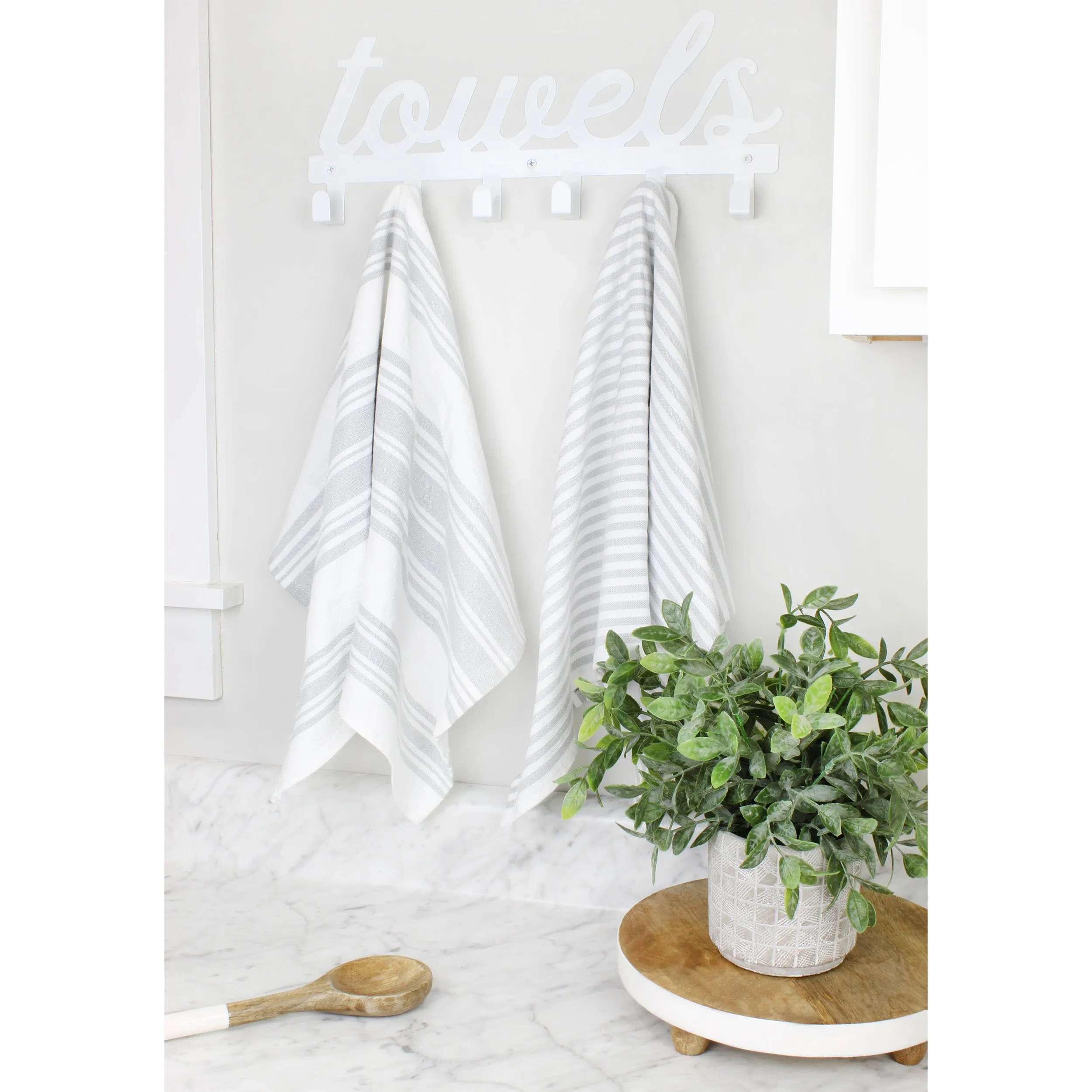 White Towel Hanger w/6 Hooks (Case of 30)